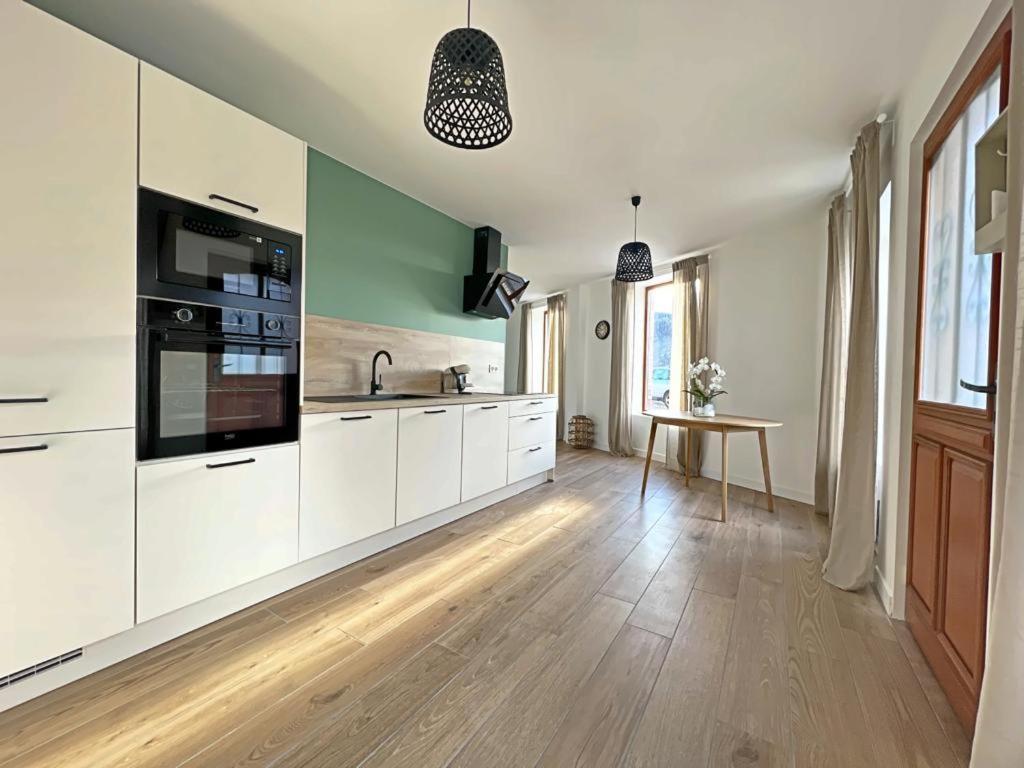 Appartement Coup De Coeur. St Etienne-Rochetaillee Saint-Etienne  Exterior foto